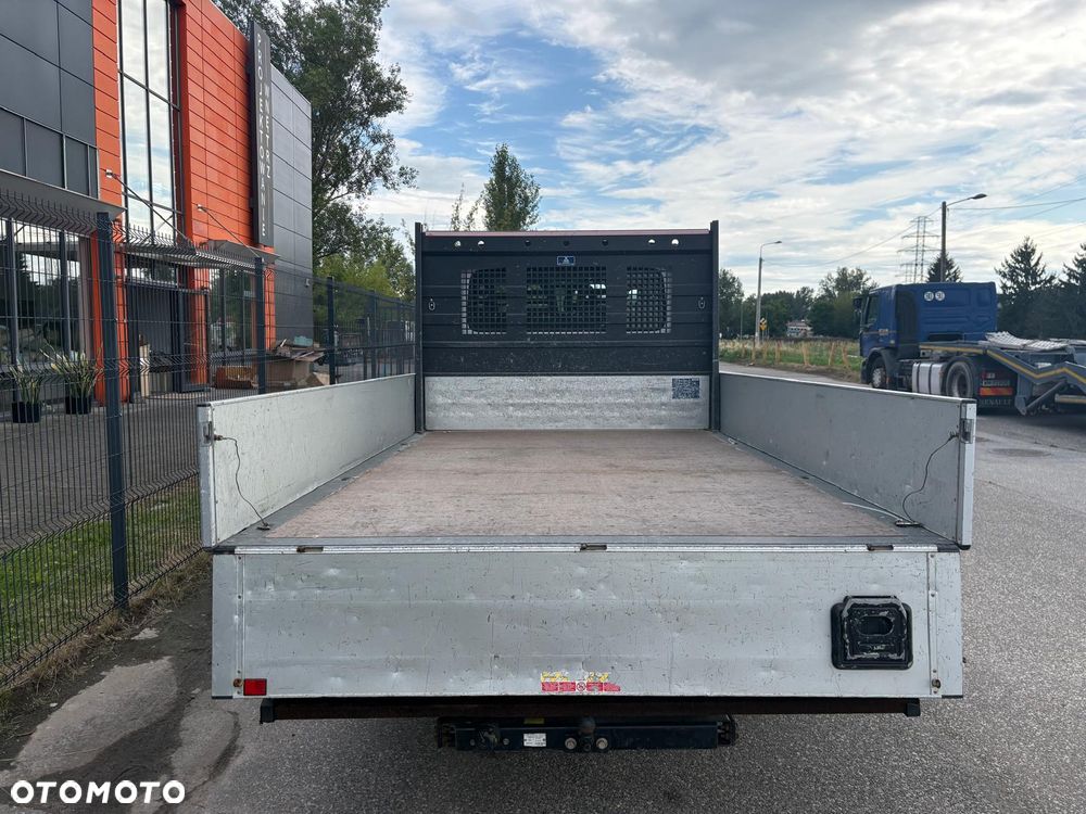 Iveco Daily 35S180, 3.0 180KM, Doka 7-os,  Zadbany - 7