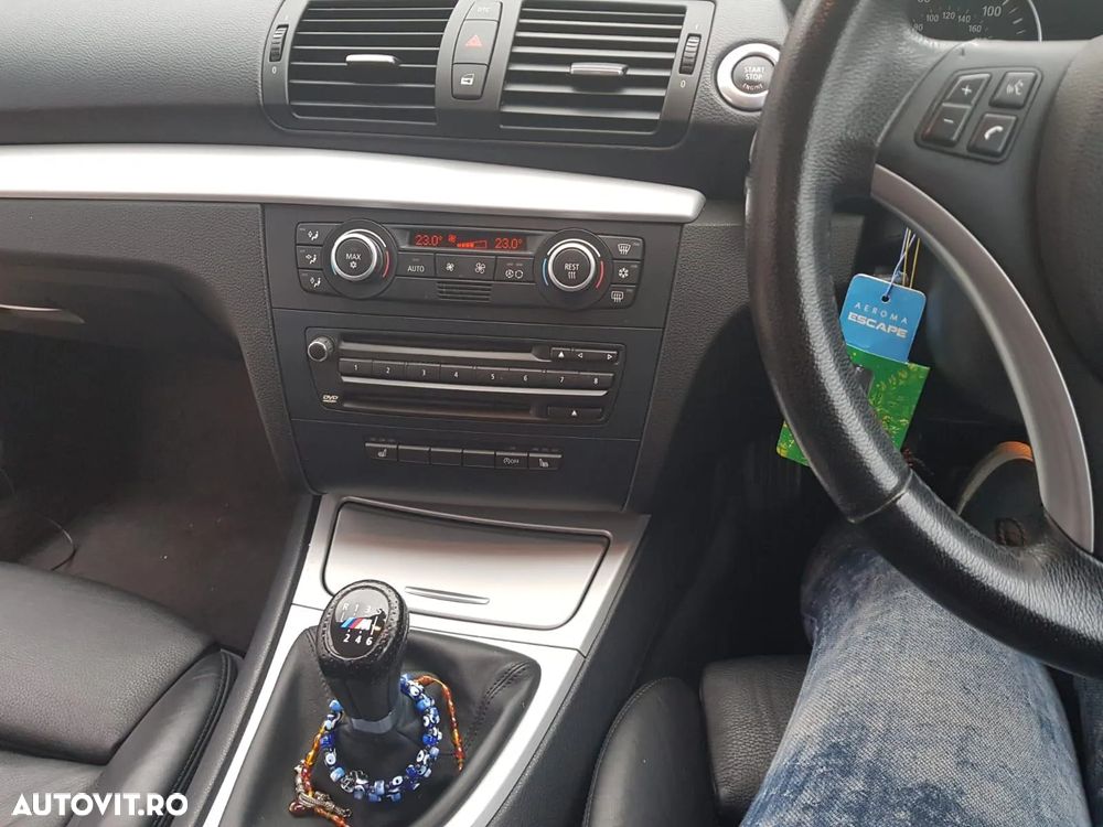 BMW Seria 1 116d Sport Line - 9