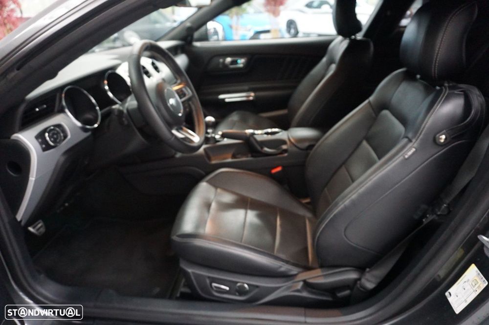 Ford Mustang 2.3i EcoBoost - 8