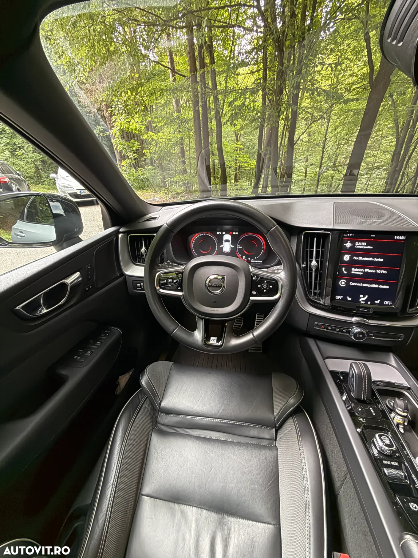 Volvo XC 60 T8 Twin Engine AWD R-Design - 12