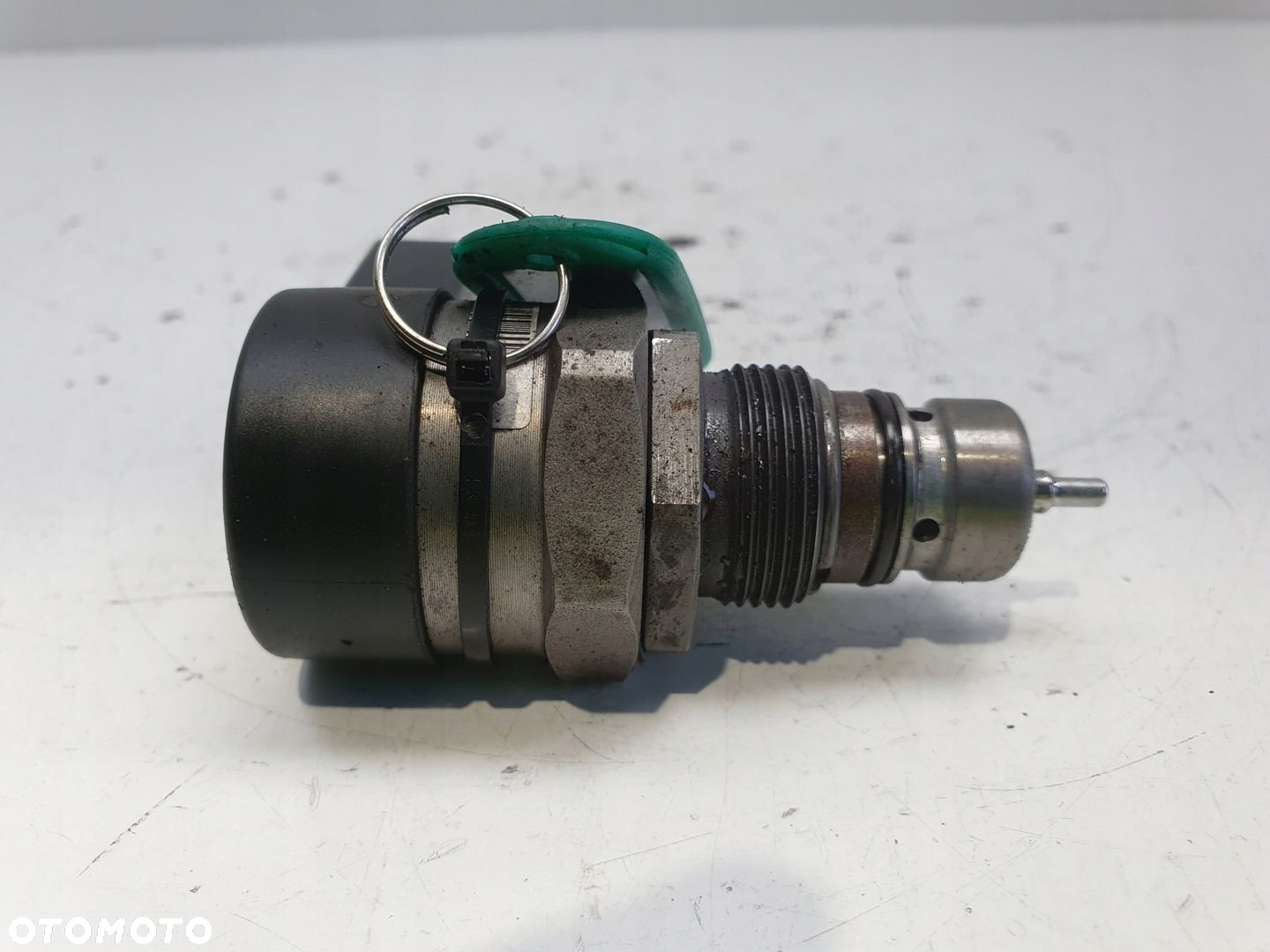 VW Passat B7 2.0 TDI CZUJNIK PALIWA zawór 0281002859 - 4