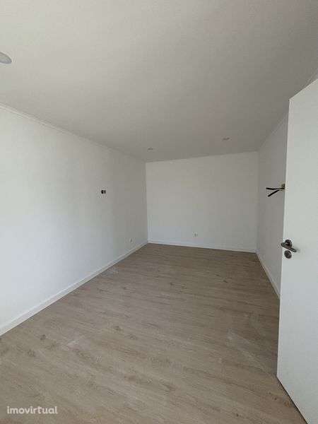 T1 para arrendar no Centro de Nelas - Grande imagem: 4/7