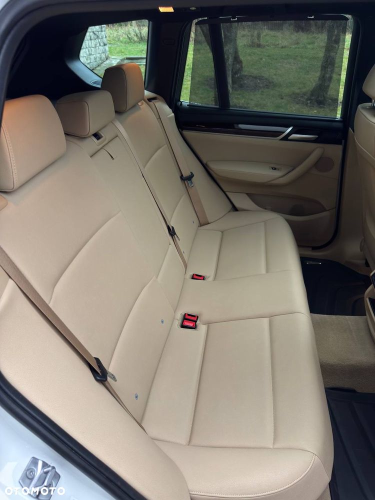 BMW X3 xDrive28i xLine - 9