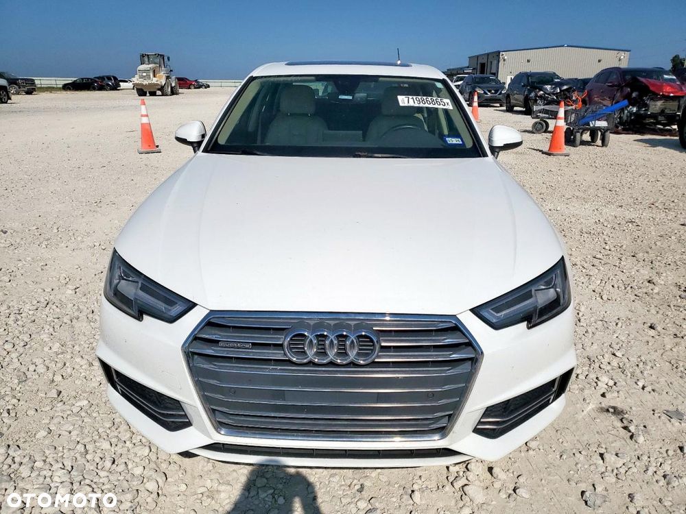 Audi A4 Limousine - 6