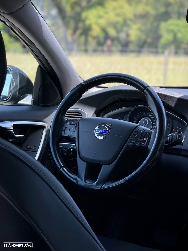 Volvo V60 DRIVe Geartronic Powershift Momentum - 12