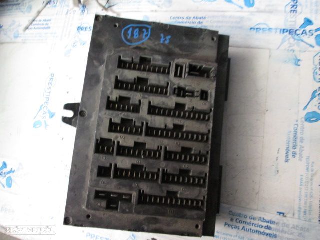 Caixa Fusiveis 60565533 ALFA ROMEO 164 1994 V6 TURBO - 1