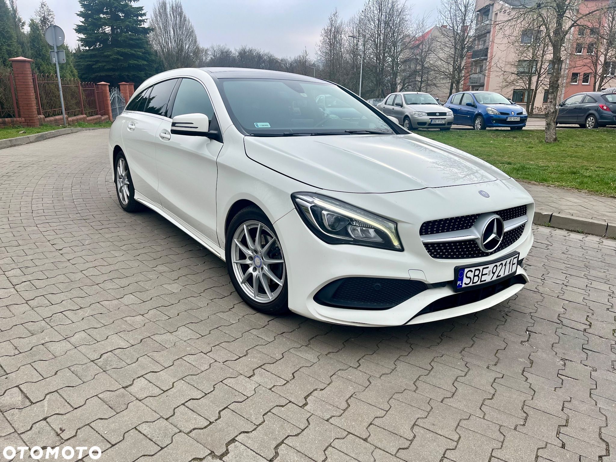 Mercedes-Benz CLA 180 d 7G-DCT AMG Line - 1