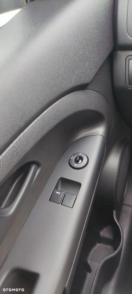 Kia Venga 1.4 CVVT Attract - 18