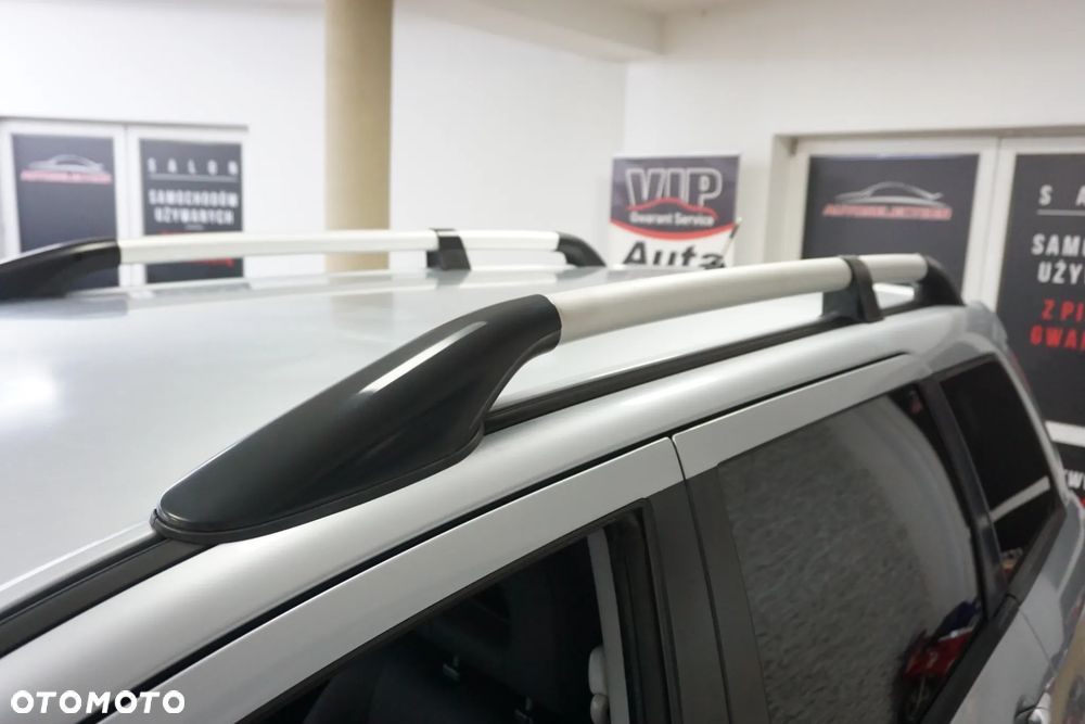 Mitsubishi Outlander 2.0 4WD Invite - 14