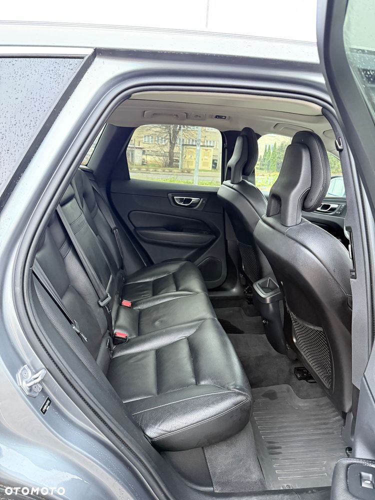 Volvo XC 60 T5 Geartronic Momentum Pro - 13