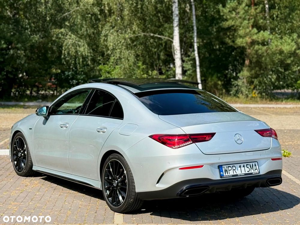 Mercedes-Benz CLA 200 d AMG Line 8G-DCT - 4