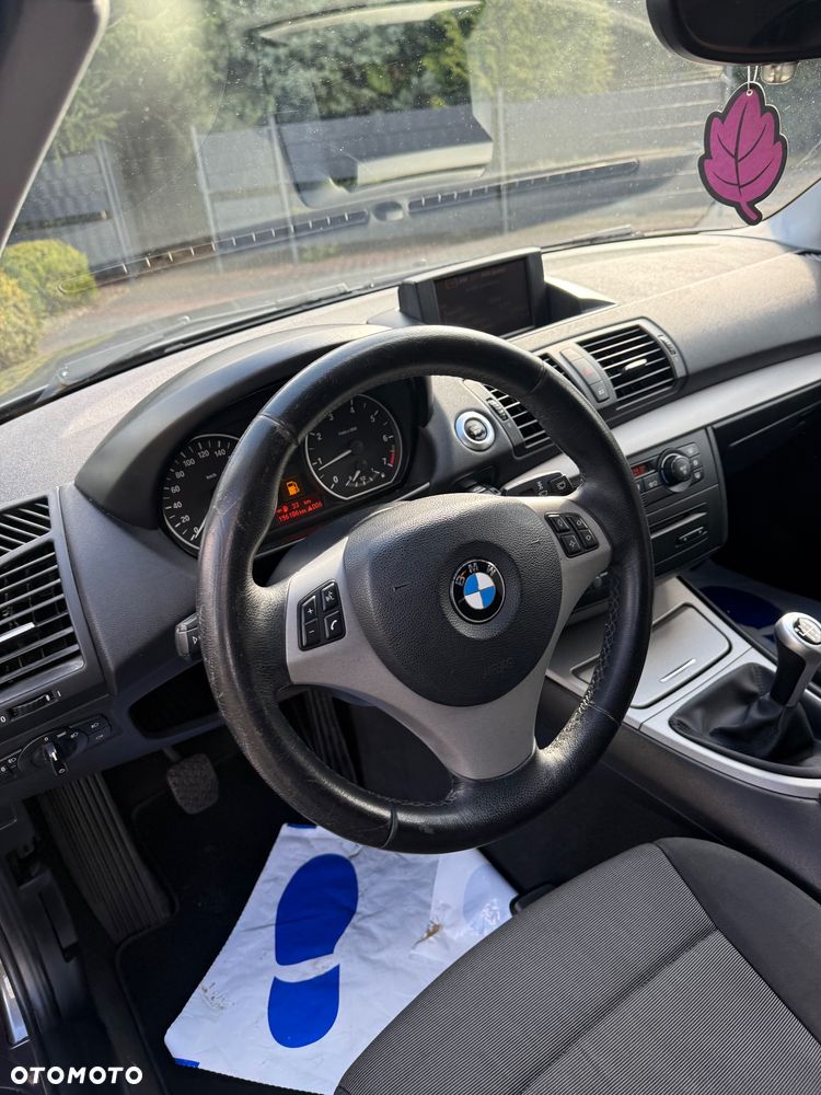 BMW Seria 1 116i - 10
