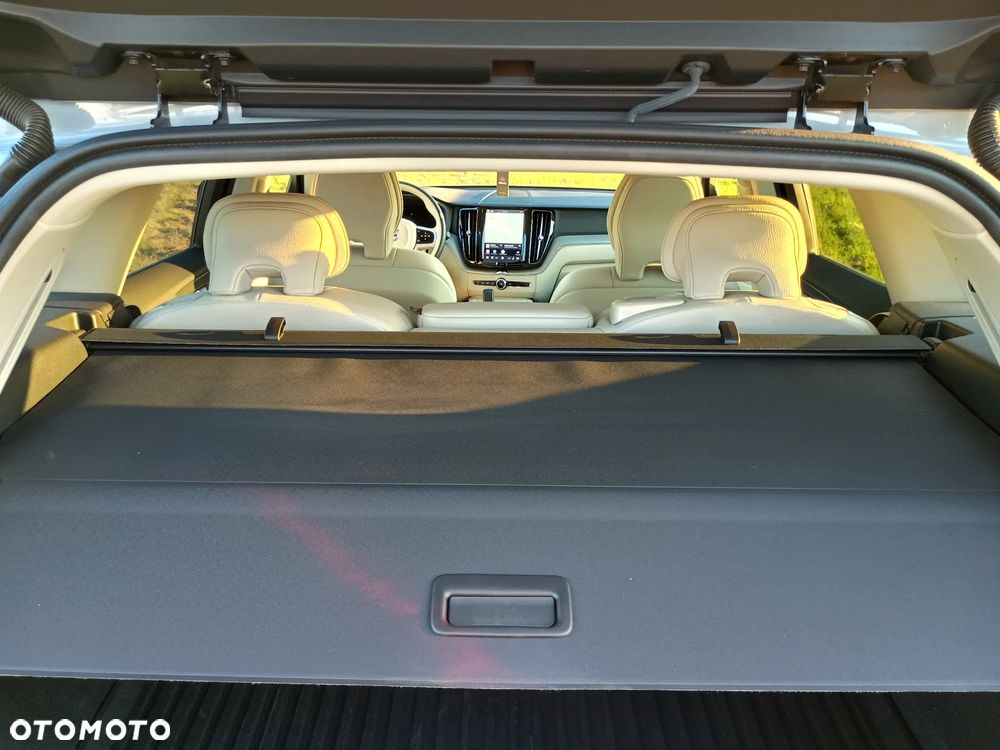 Volvo XC 60 - 38