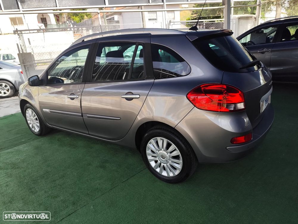 Renault Clio Break 1.5 dCi Dynamique S - 11