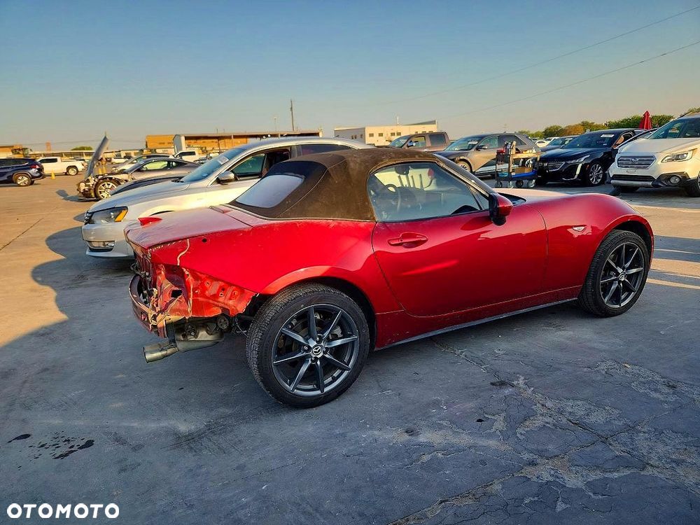 Mazda MX-5 SKYACTIV-G 184 Signature - 4