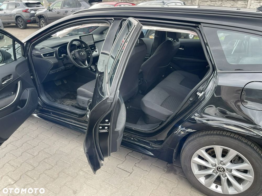 Toyota Corolla 1.8 Hybrid Comfort - 4