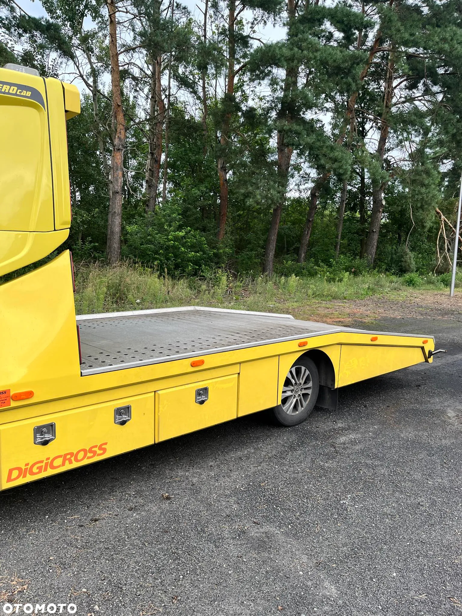 Mercedes-Benz Sprinter - 9