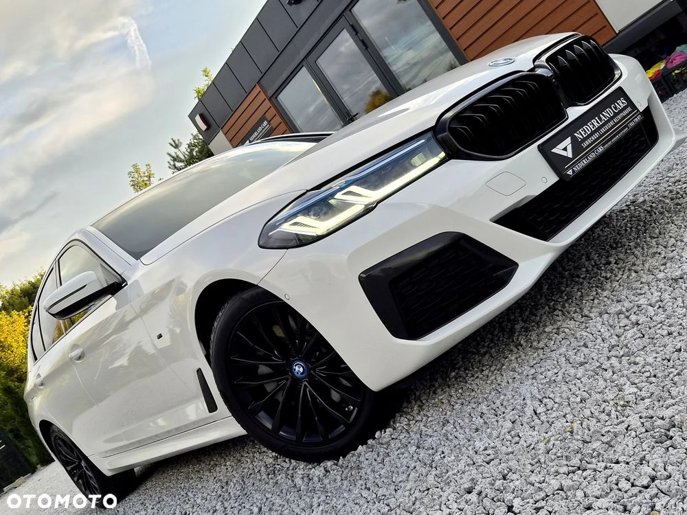 BMW Seria 5 520e M Sport sport - 35