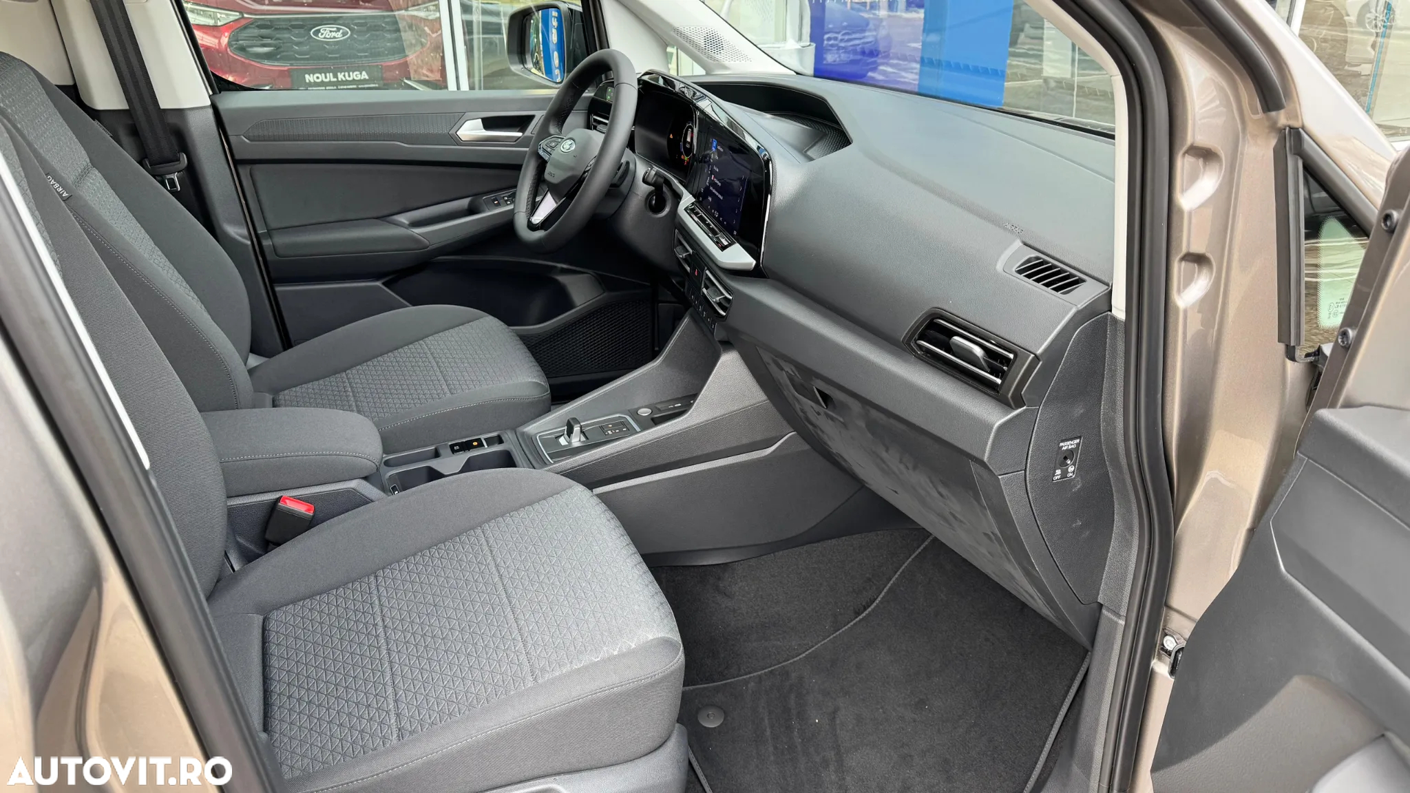 Ford Tourneo Connect 1.5L EcoBoost LWB Titanium - 5