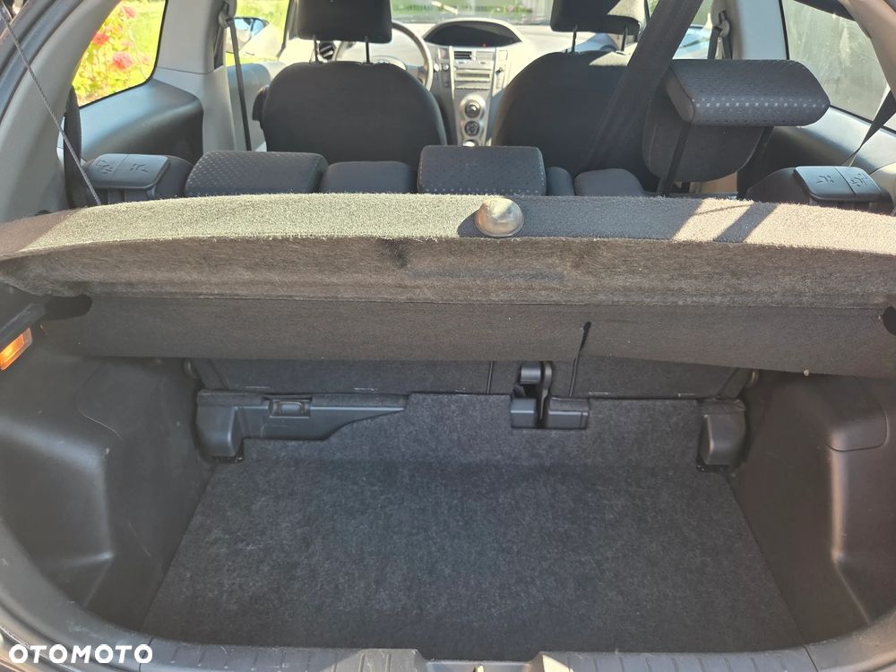 Toyota Yaris 1.33 2010 - 9
