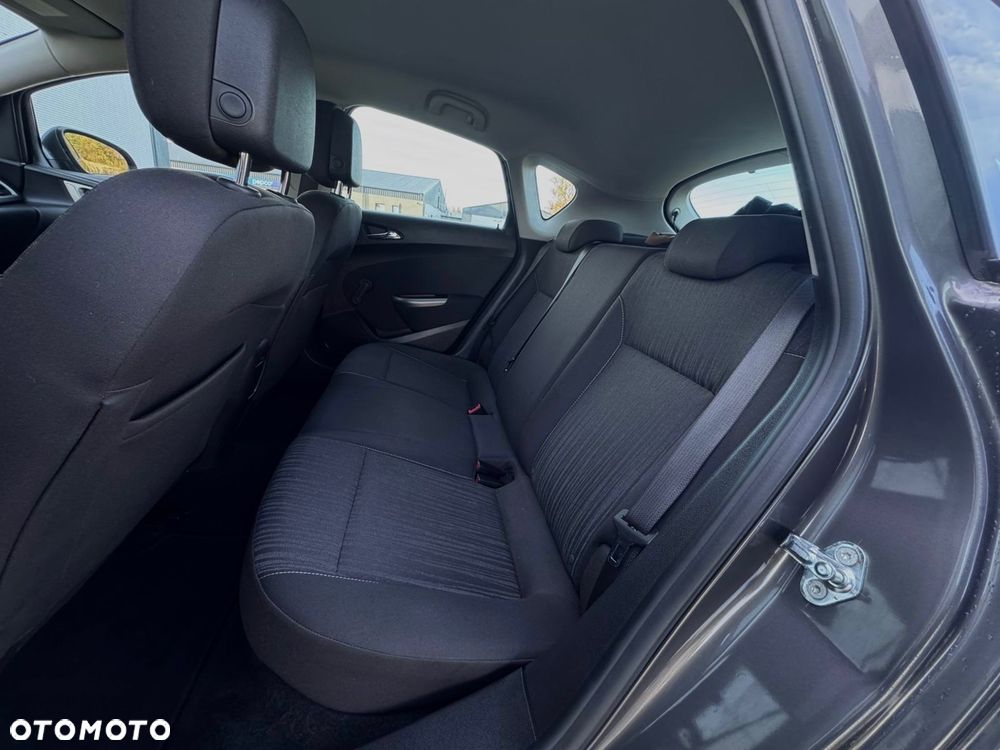 Opel Astra 1.4 Turbo Edition - 33