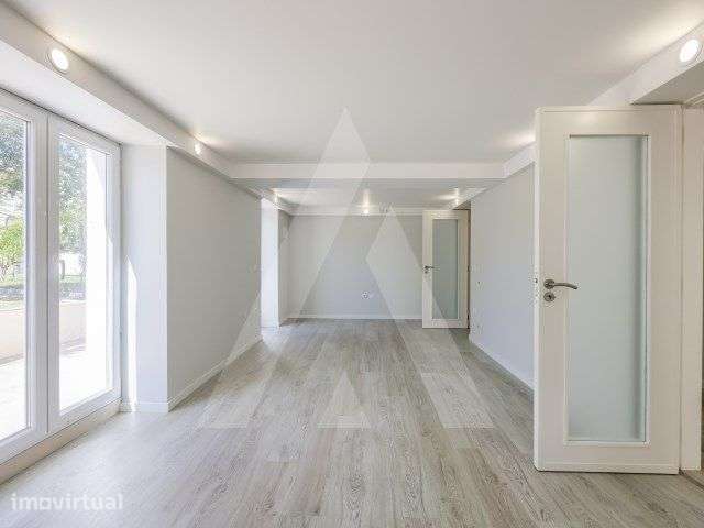 Moradia centenária remodelada, situada Ílhavo - Grande imagem: 2/56