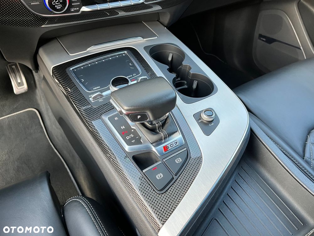 Audi SQ7 - 17