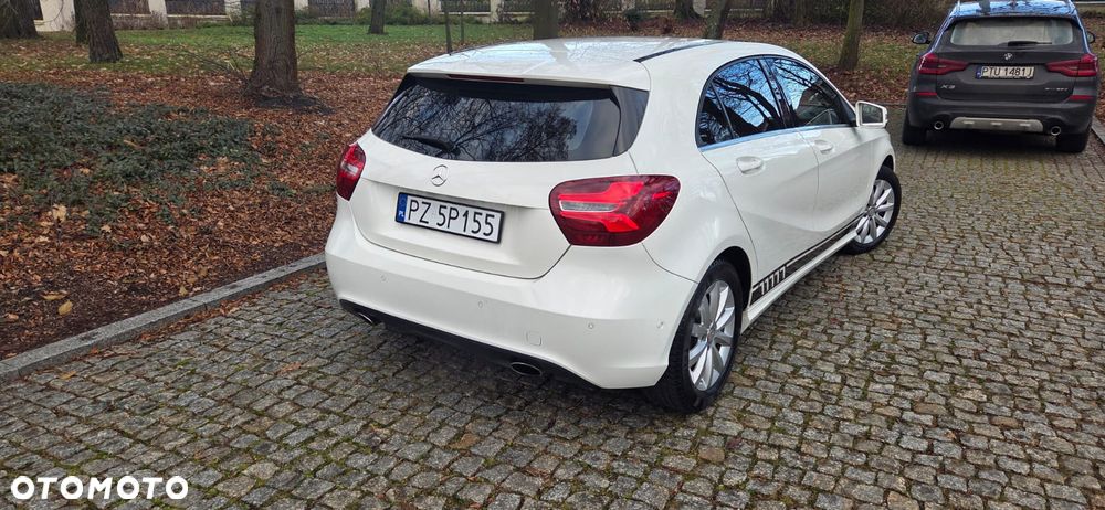 Mercedes-Benz Klasa A 180 7G-DCT Urban - 4