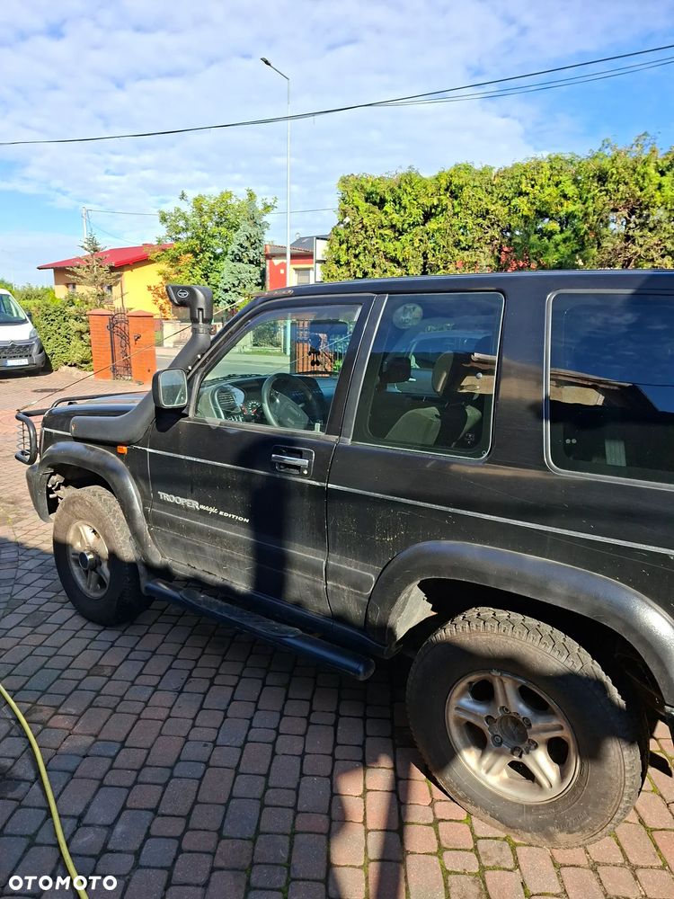 Isuzu Trooper - 4