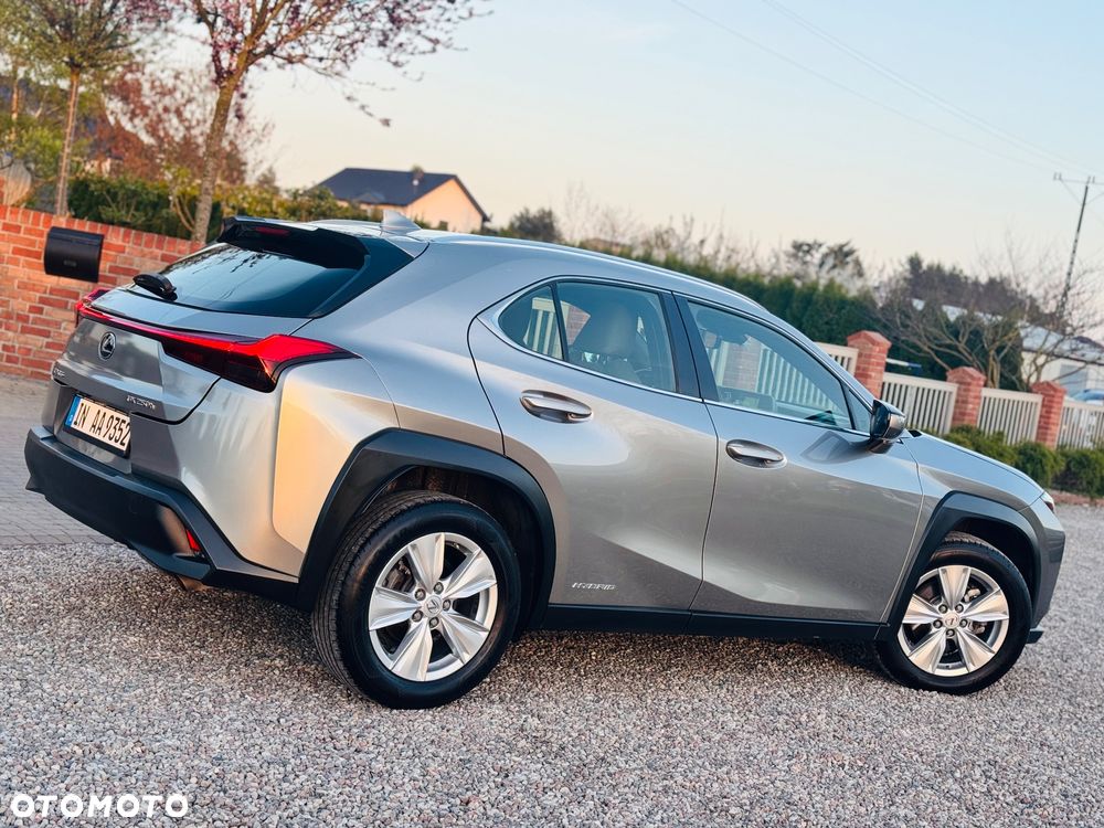 Lexus UX 200 GPF Business 2WD - 34