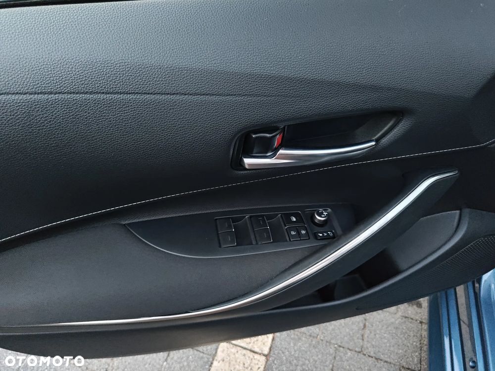 Toyota Corolla 2.0 Hybrid Selection - 14