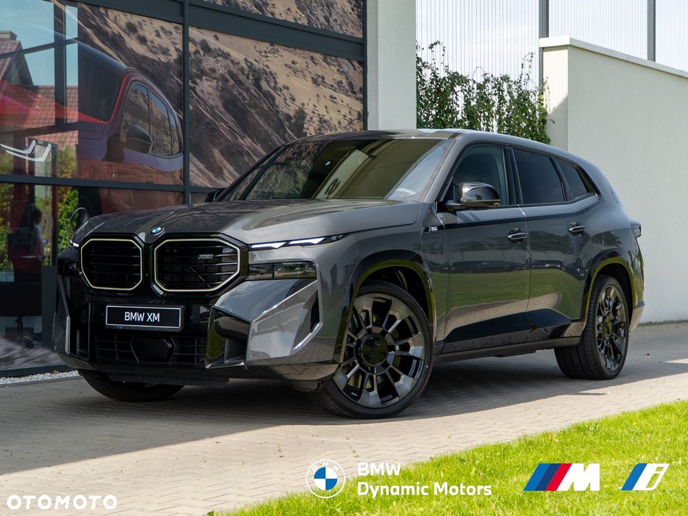 BMW XM - 7