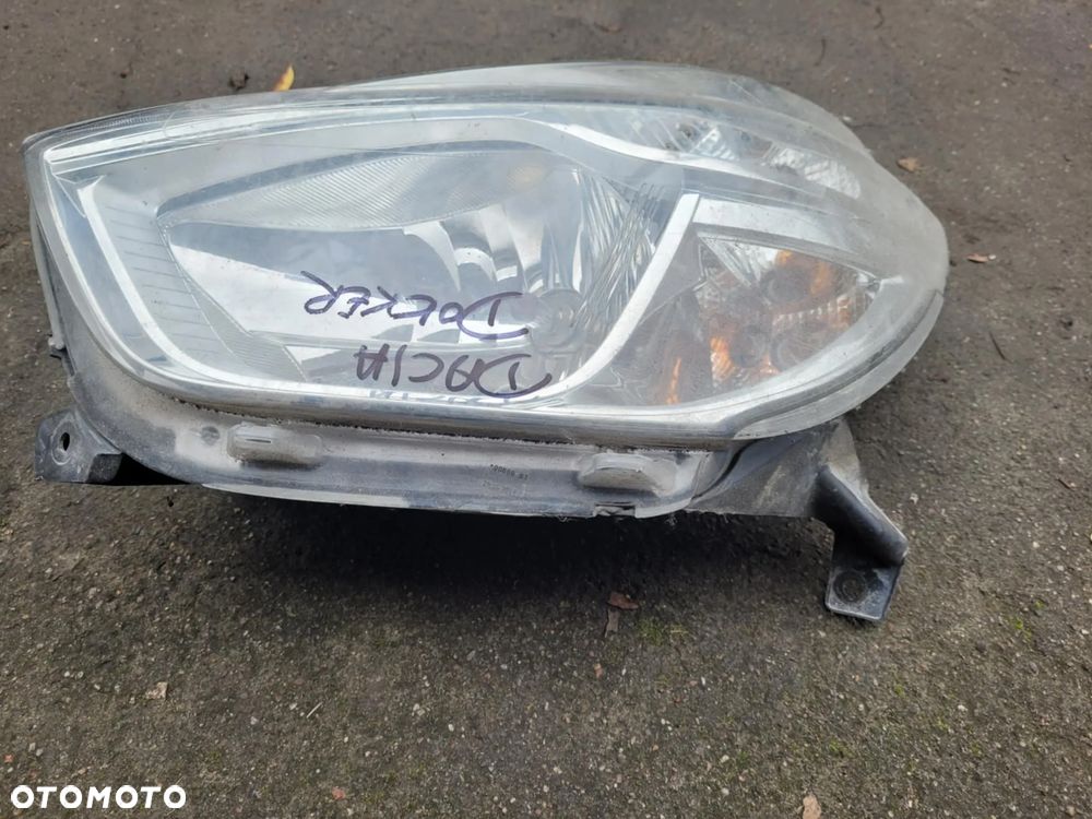 Lampa przód Dacia dokker - 2