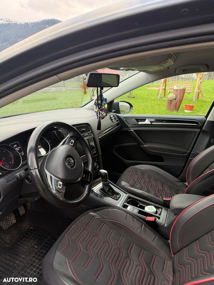 Volkswagen Golf 2.0 TDI DSG Comfortline - 5