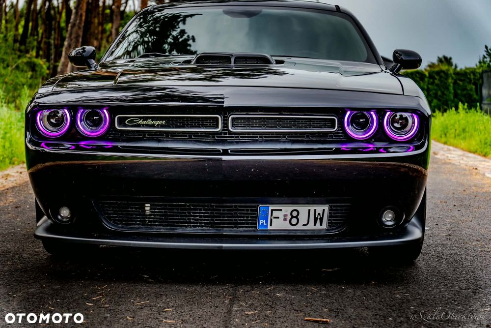 Dodge Challenger - 6