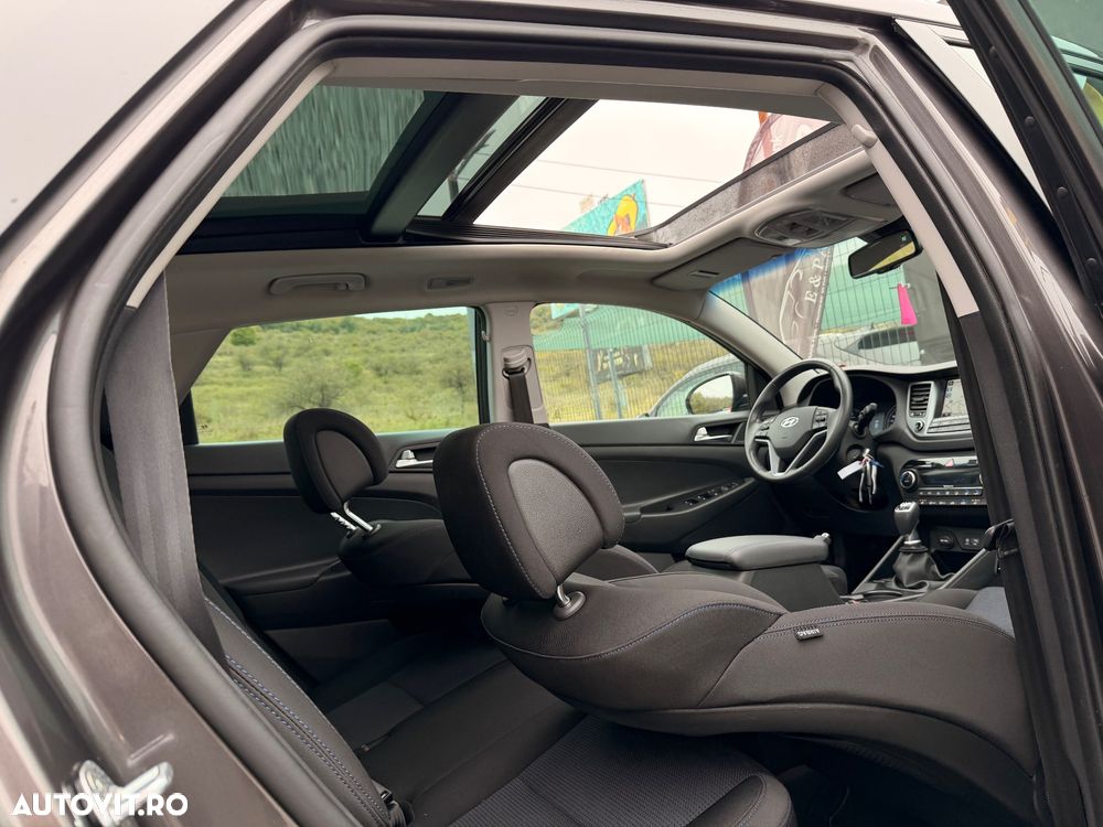 Hyundai Tucson blue 1.7 CRDi 2WD Style - 25