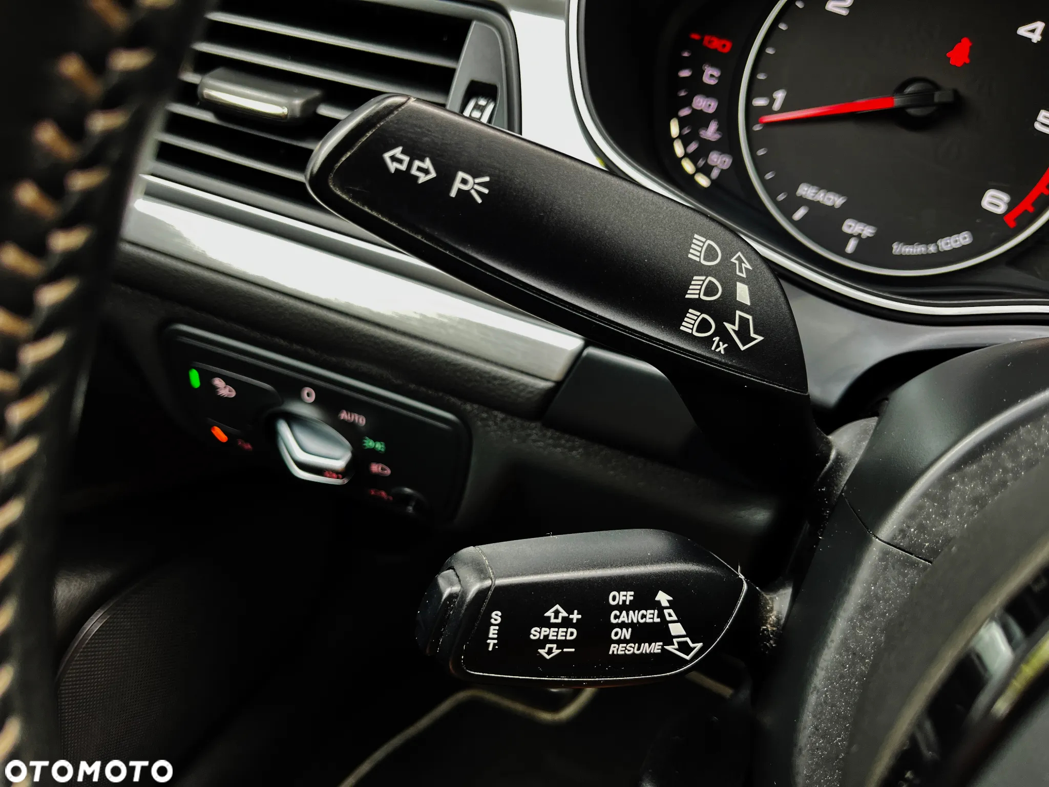 Audi A6 Avant 2.0 TDI Ultra S tronic - 36