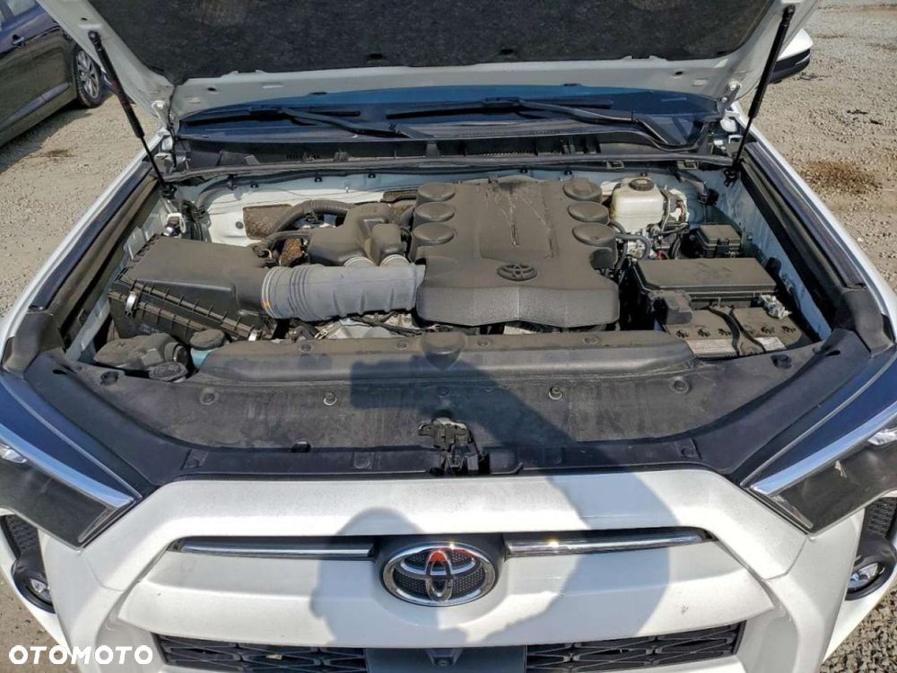 Toyota 4-Runner - 13