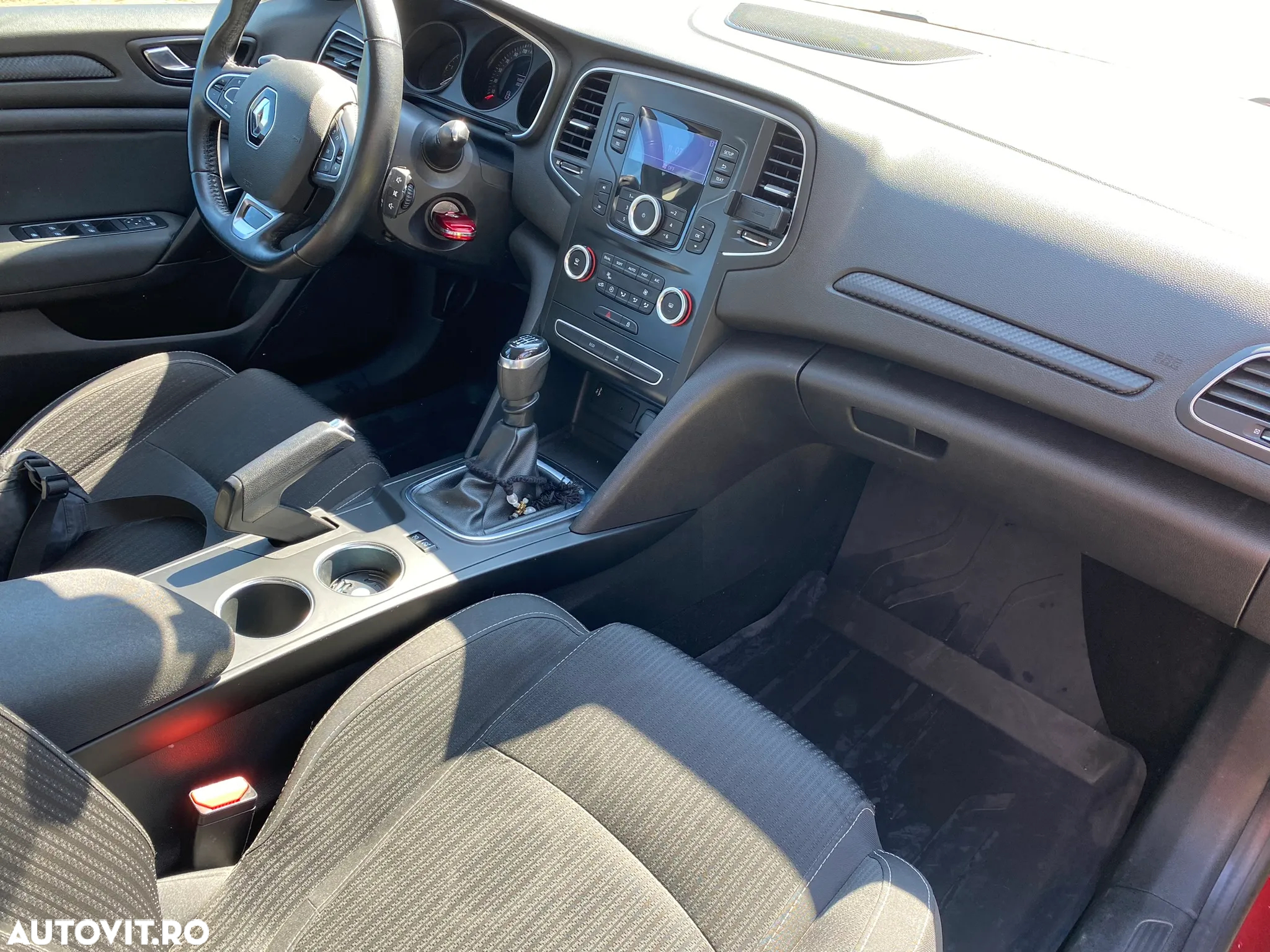 Renault Megane Energy dCi Zen - 15