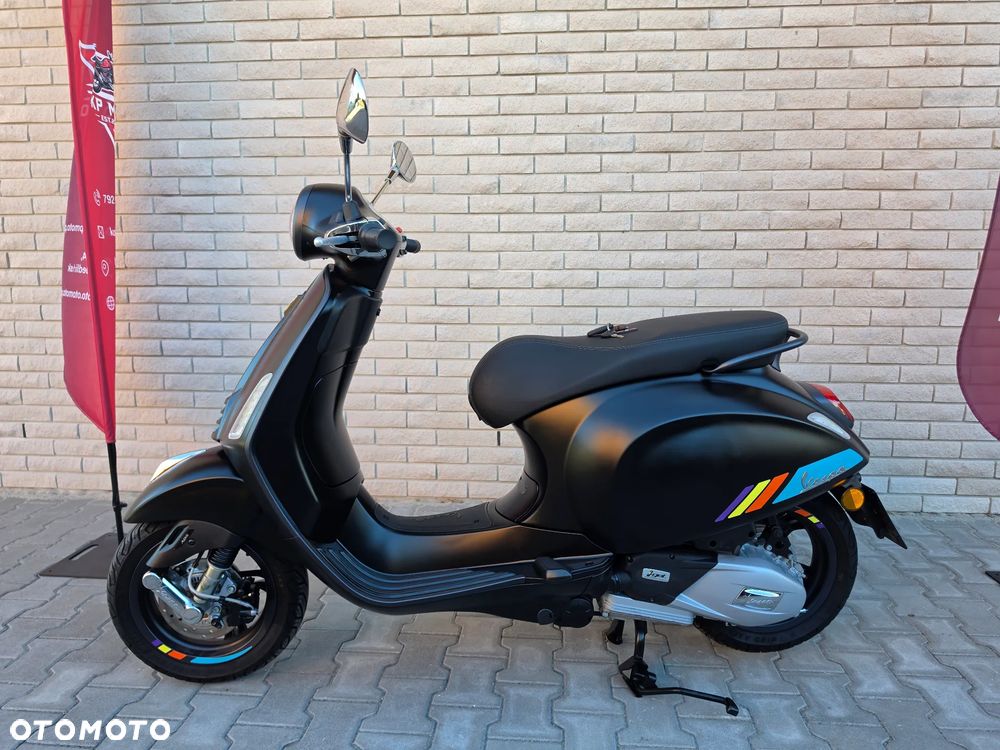 Vespa Primavera - 4