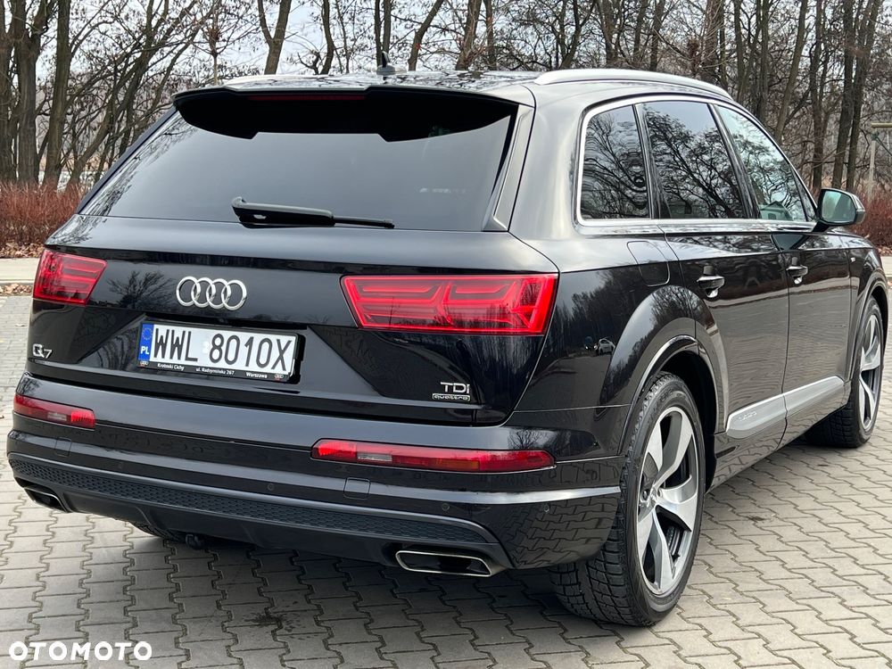 Audi Q7 - 16