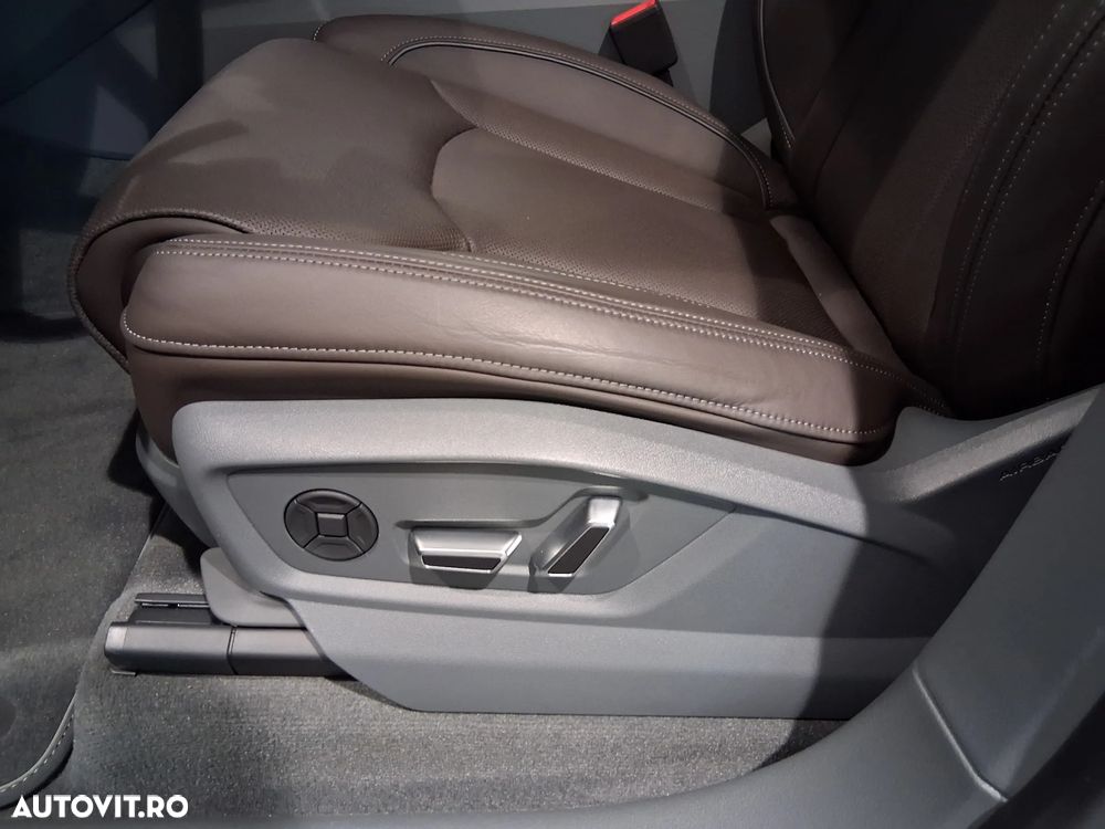 Audi Q8 55 TFSI quattro Tiptronic MHEV - 16