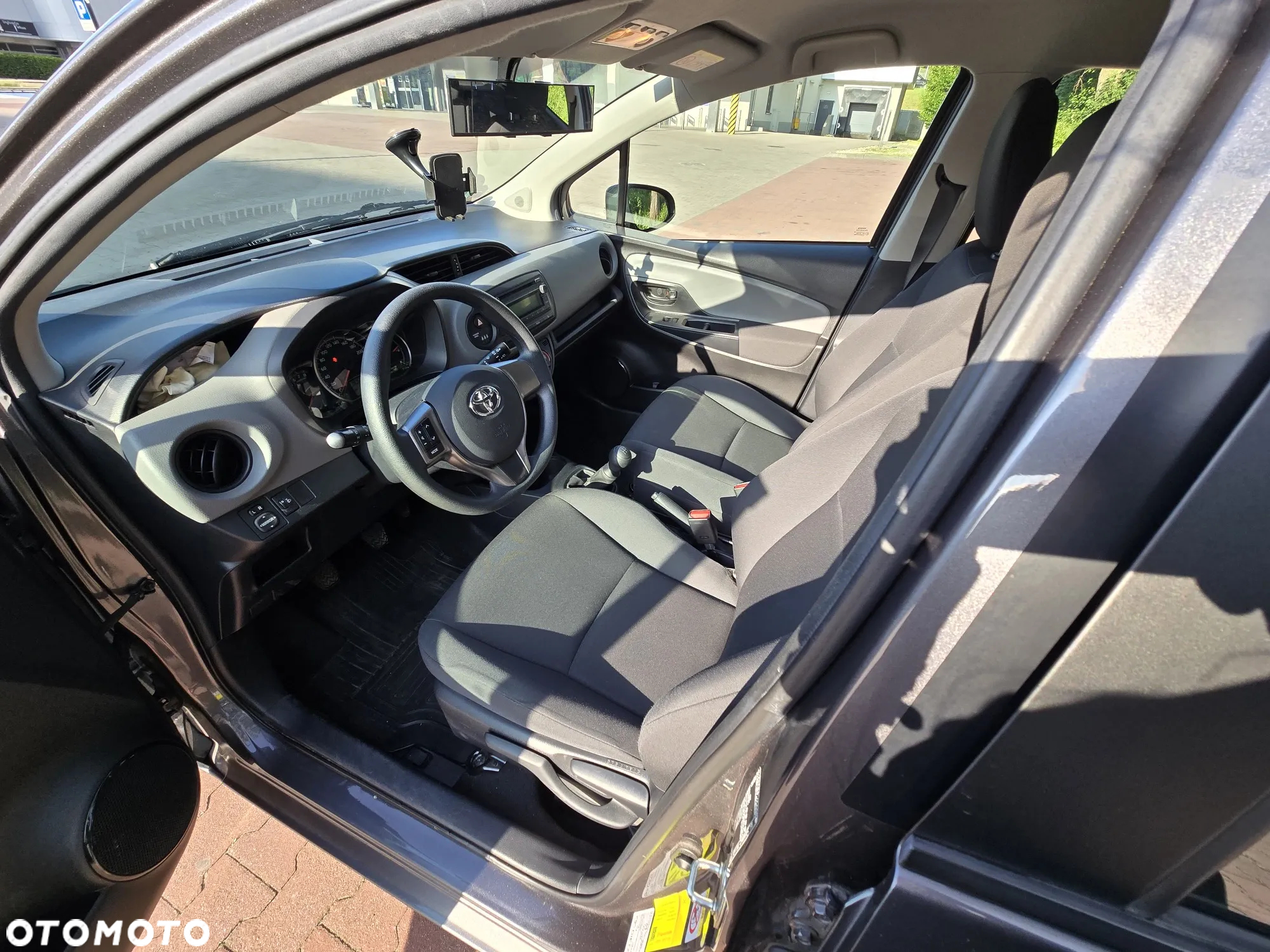 Toyota Yaris 1.0 Life EU6 - 5