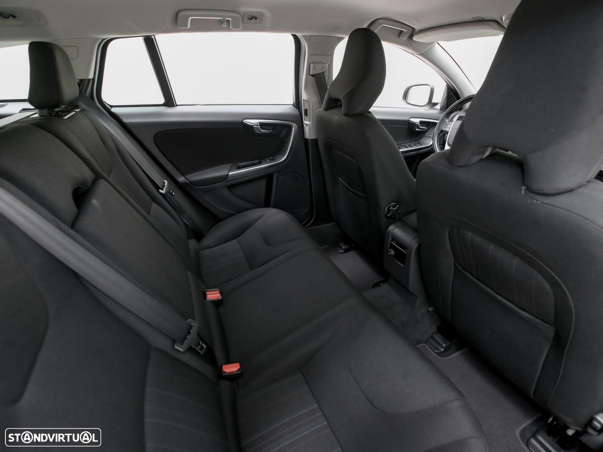 Volvo V60 - 10