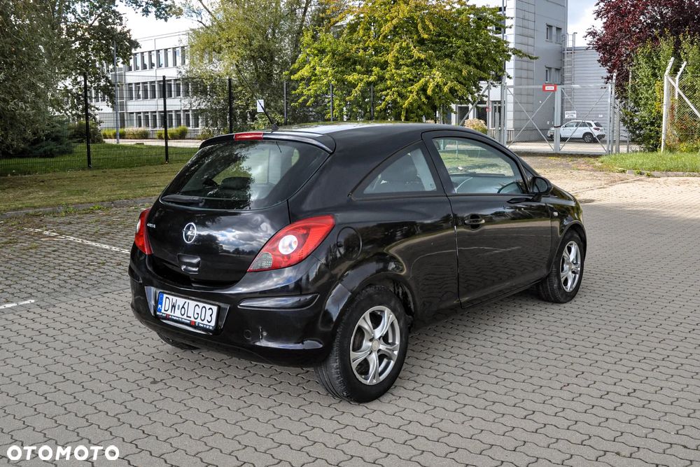 Opel Corsa - 4
