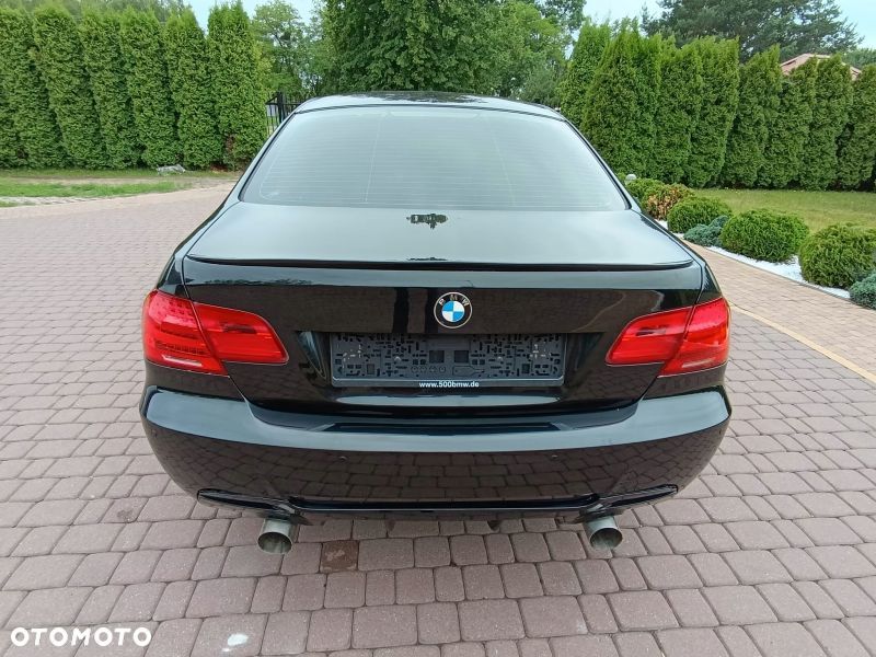 BMW Seria 3 325i - 3