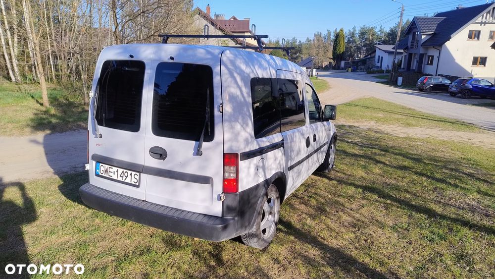 Opel Combo Tour Essentia - 5