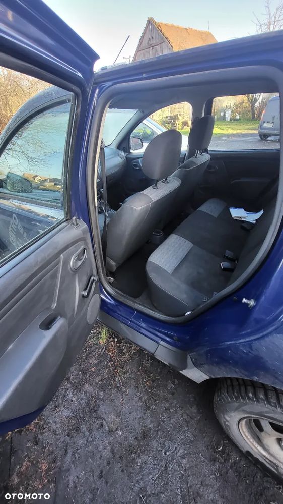 Dacia Duster 1.6 SL Garmin - 6