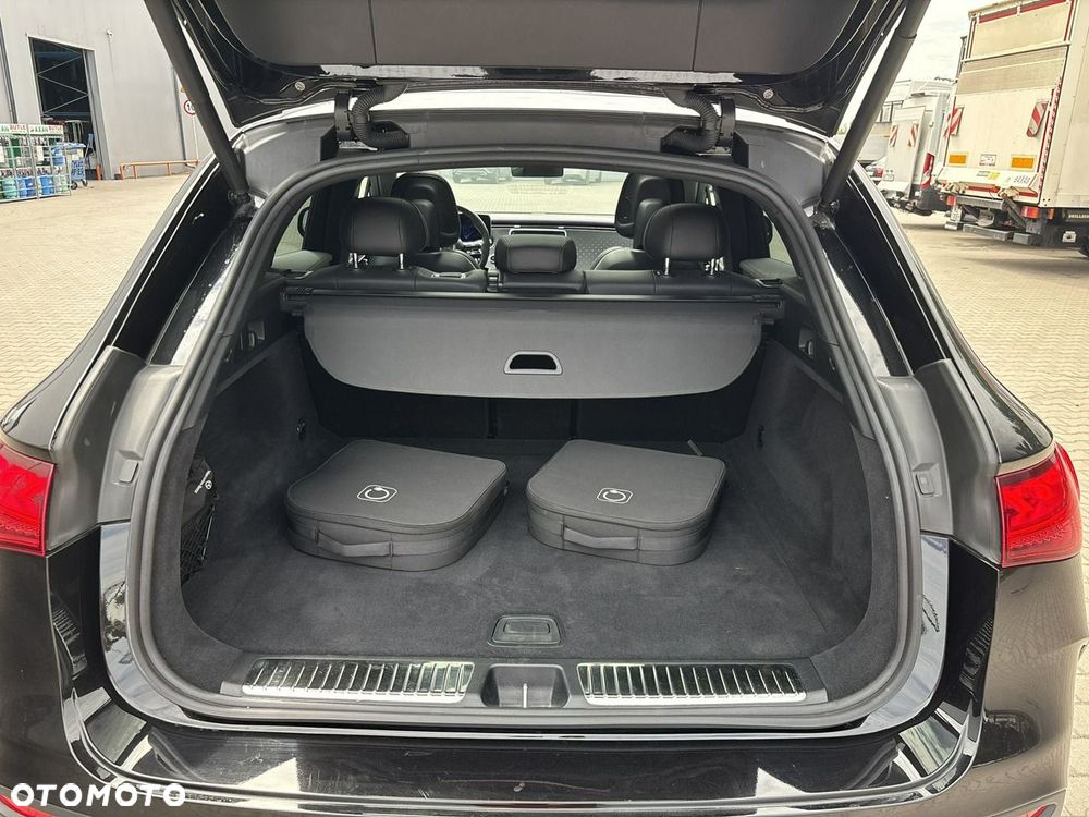 Mercedes-Benz EQE 350+ 90.5kWh Electric Art - 21
