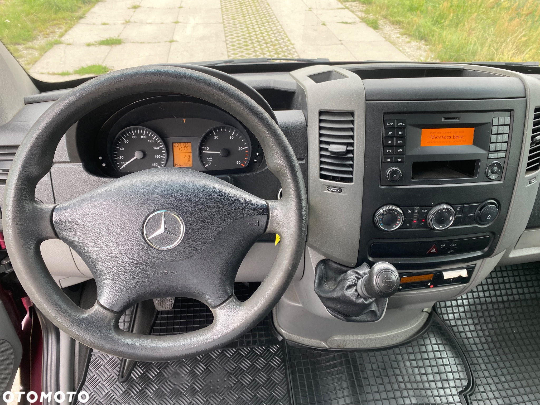 Mercedes-Benz Sprinter 316 - 10
